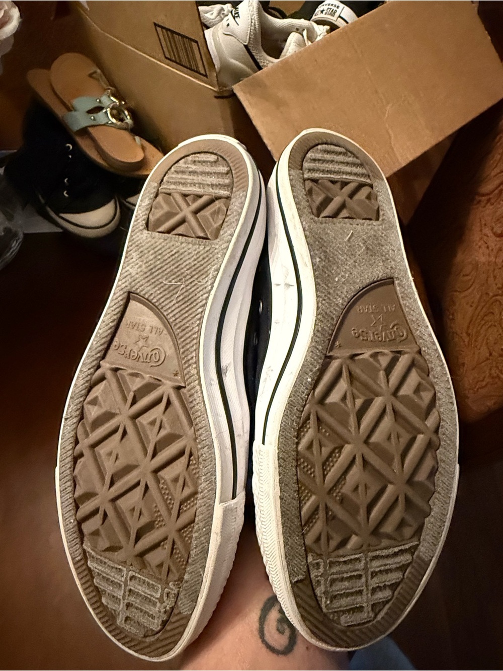 Converse Black and White Low-Top Slip-On Sneakers - Picture 6 of 6